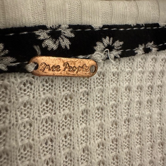 Free People Auxton Wrap Floral Top Black/White 90’s Boho Cottagecore Festival - Picture 9 of 13